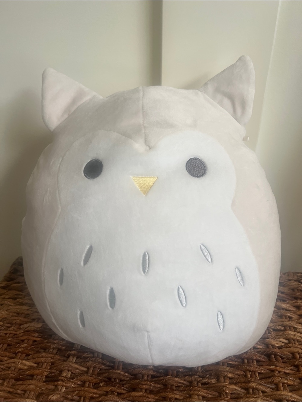 Squishmallows White Plush Owl Pillow Buddy